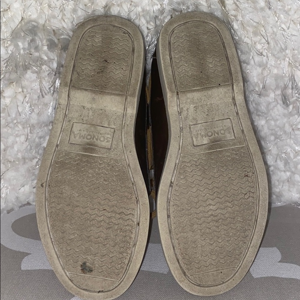 Boys Sonoma shoes - Picture 6 of 7